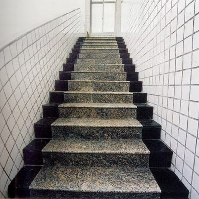 Thi công ốp đá cầu thang lâm đồng